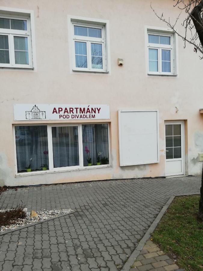 Apartmany Pod Divadlem Znojmo Luaran gambar
