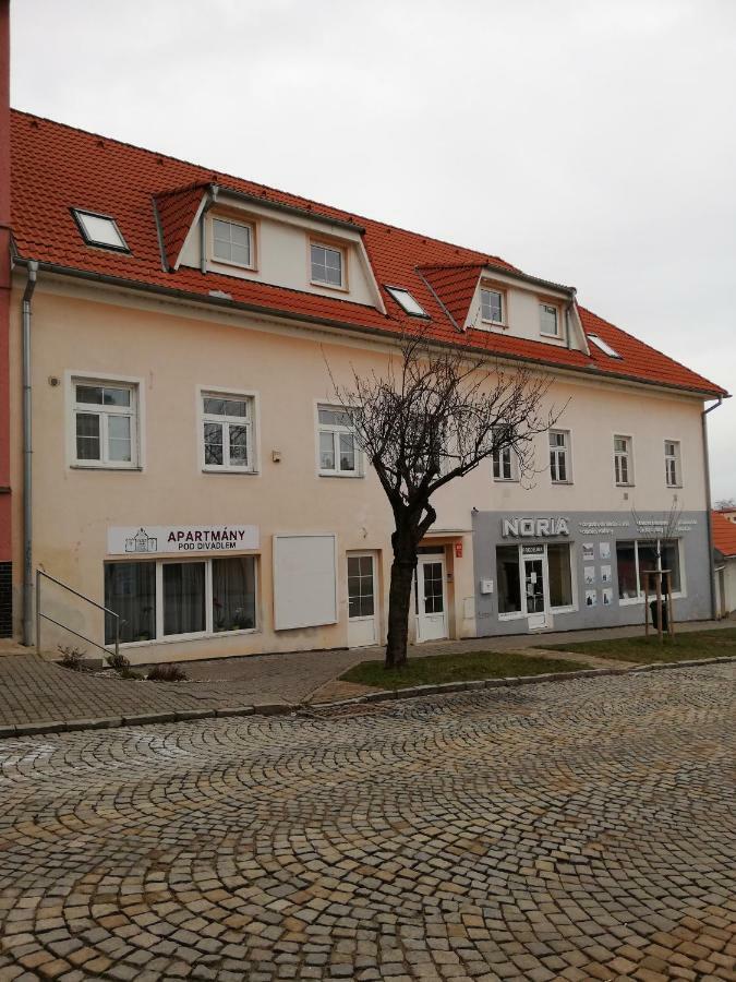 Apartmany Pod Divadlem Znojmo Luaran gambar