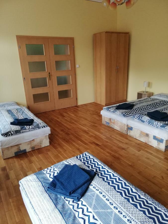 Apartmany Pod Divadlem Znojmo Luaran gambar